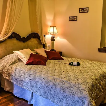 Archontiko Polyzos Hotel 4*