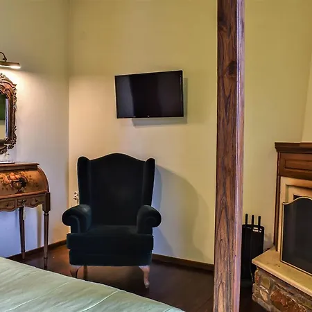 ホテル Archontiko Polyzos