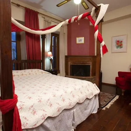 Archontiko Polyzos ホテル ポルタリア