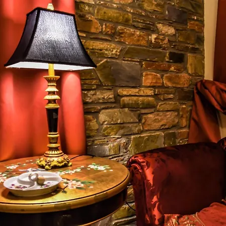 Archontiko Polyzos Hotel 4*