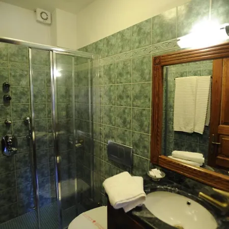 Archontiko Polyzos ホテル