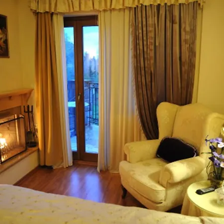 Hotel Archontiko Polyzos 4*