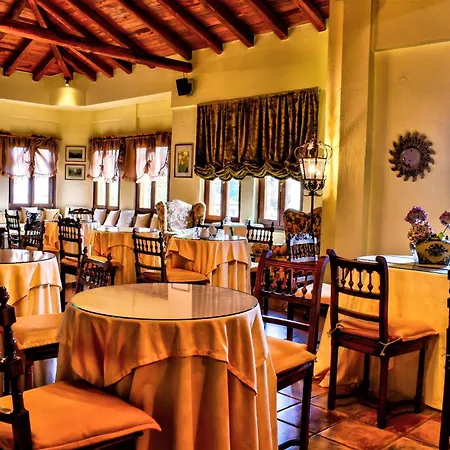 Hotel Archontiko Polyzos 4*