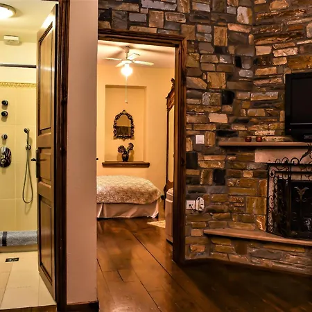 ホテル Archontiko Polyzos 4*