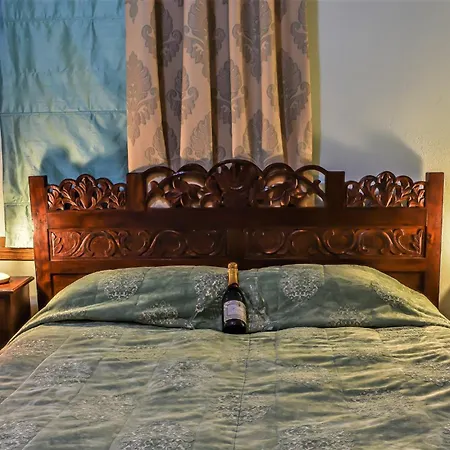 Archontiko Polyzos ホテル