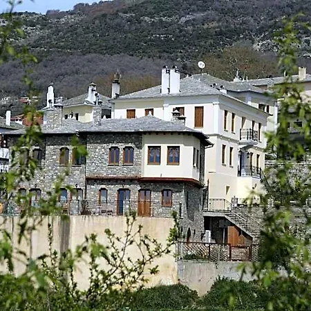 Archontiko Polyzos Πορταριά