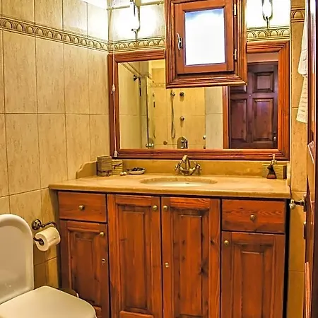 Hotel Archontiko Polyzos